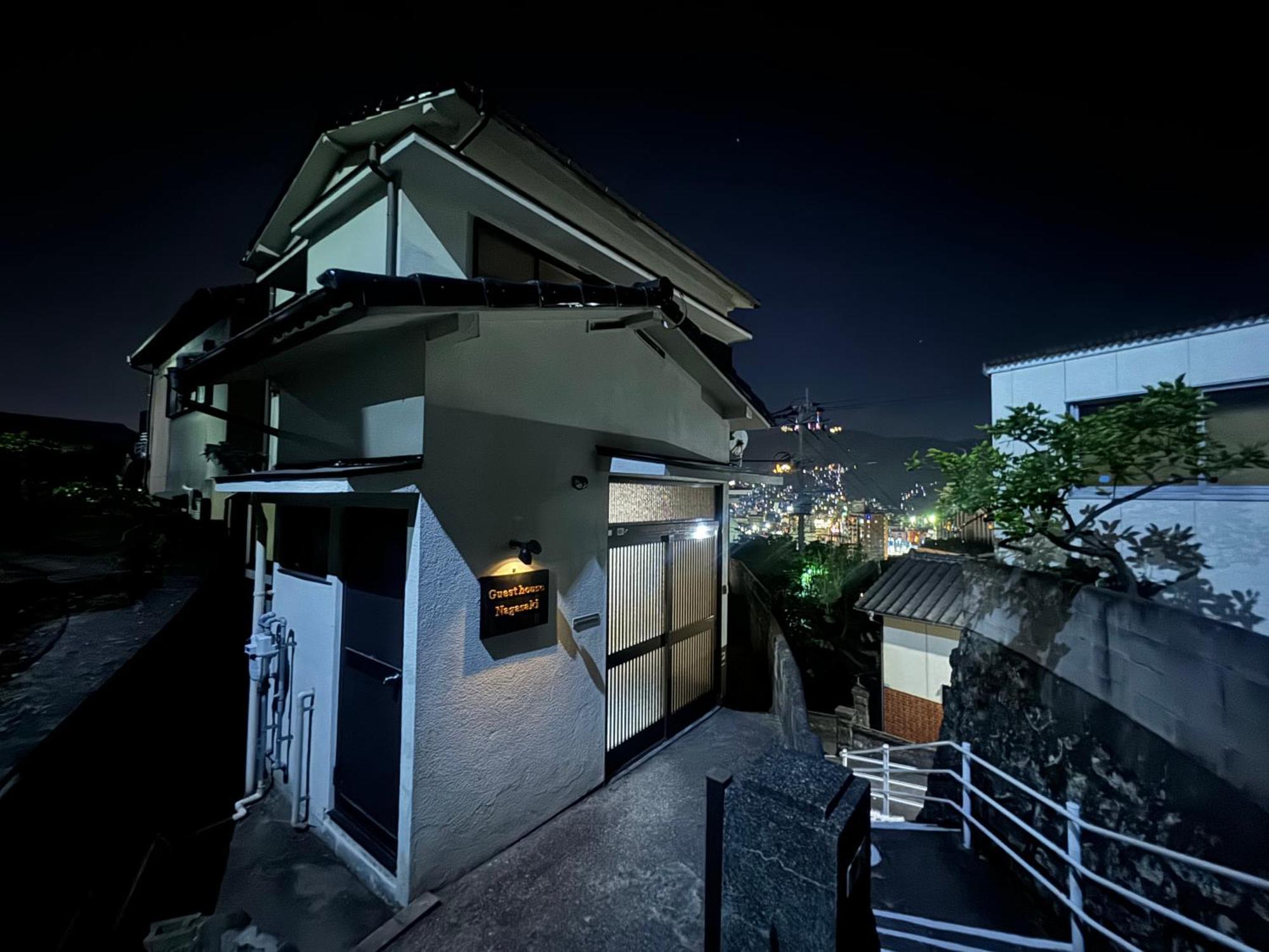 Guest House Nagasaki 2 御船蔵の我が家 2 ภายนอก รูปภาพ